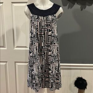 Crown & Ivy Navy, White and Pink Sleeveless Midi Sundress